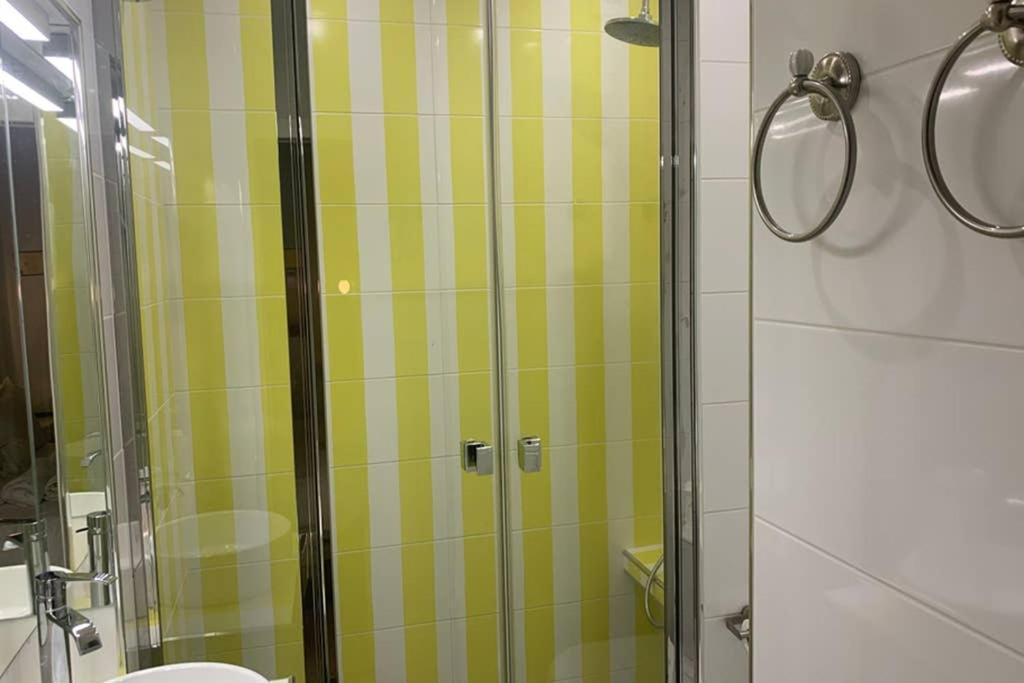 Charming Saint Germain Odeon Luxembourg Apartment ปารีส ภายนอก รูปภาพ